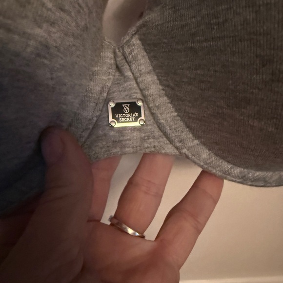 Victoria's Secret Three Pack 38DD Push Up Bras, Great Condition - Picture 10 of 11